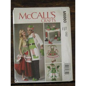 New Uncut McCalls Crafts M6860 Pattern CHRISTMAS Aprons Hat Oven Mitts Slippers